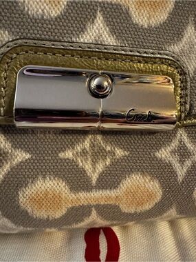 Y2k Coach Kristin Gold, Silver and Cream Purse EUC inlay sparkle